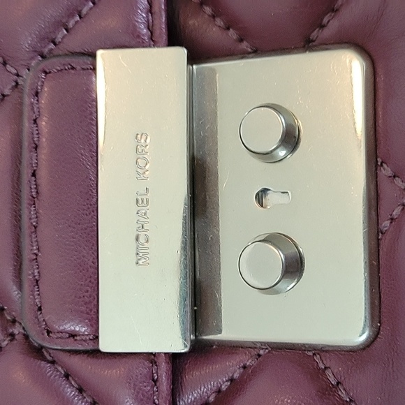 Michael Kors quilted shoulder bag - Picture 2 of 7